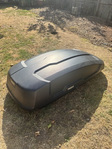 Thule roof box - xt,