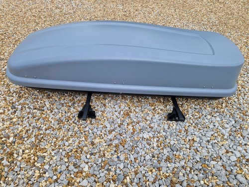 Very lightly used thule - very,