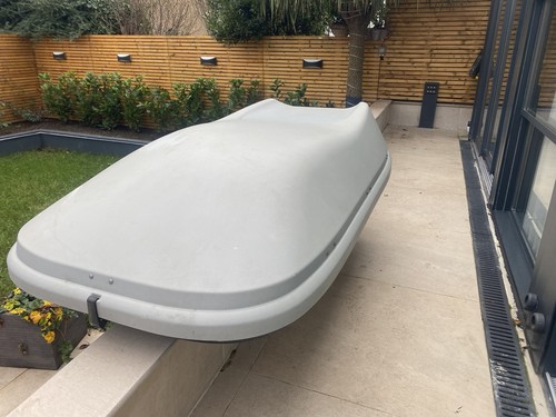 Hard roof box - hard,